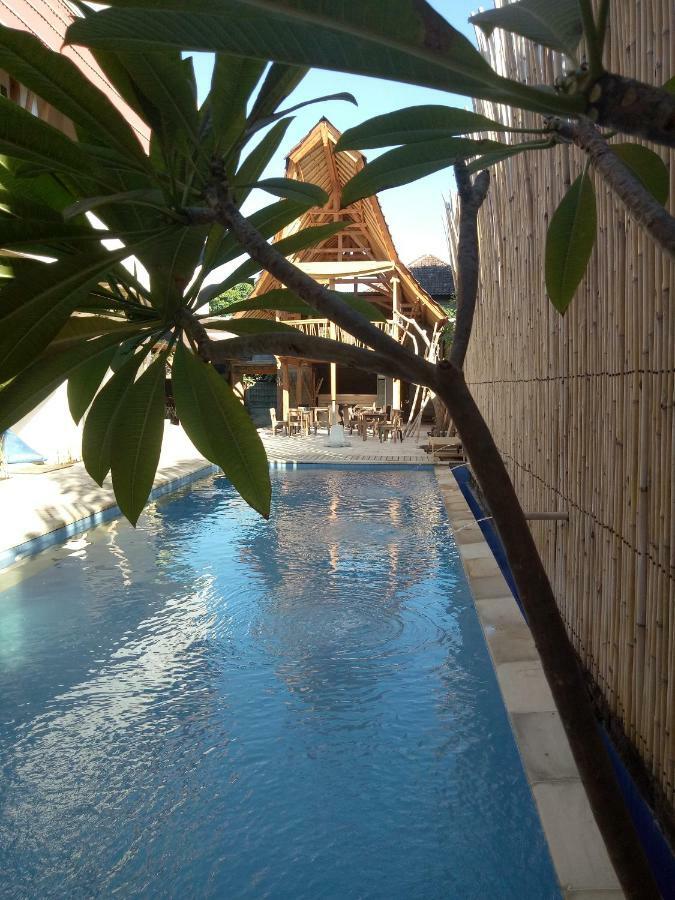 The 5 Brothers Hotel Gili Trawangan Zewnętrze zdjęcie
